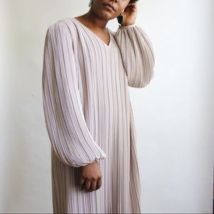 Gorgeous Balloon Sleeve Dress